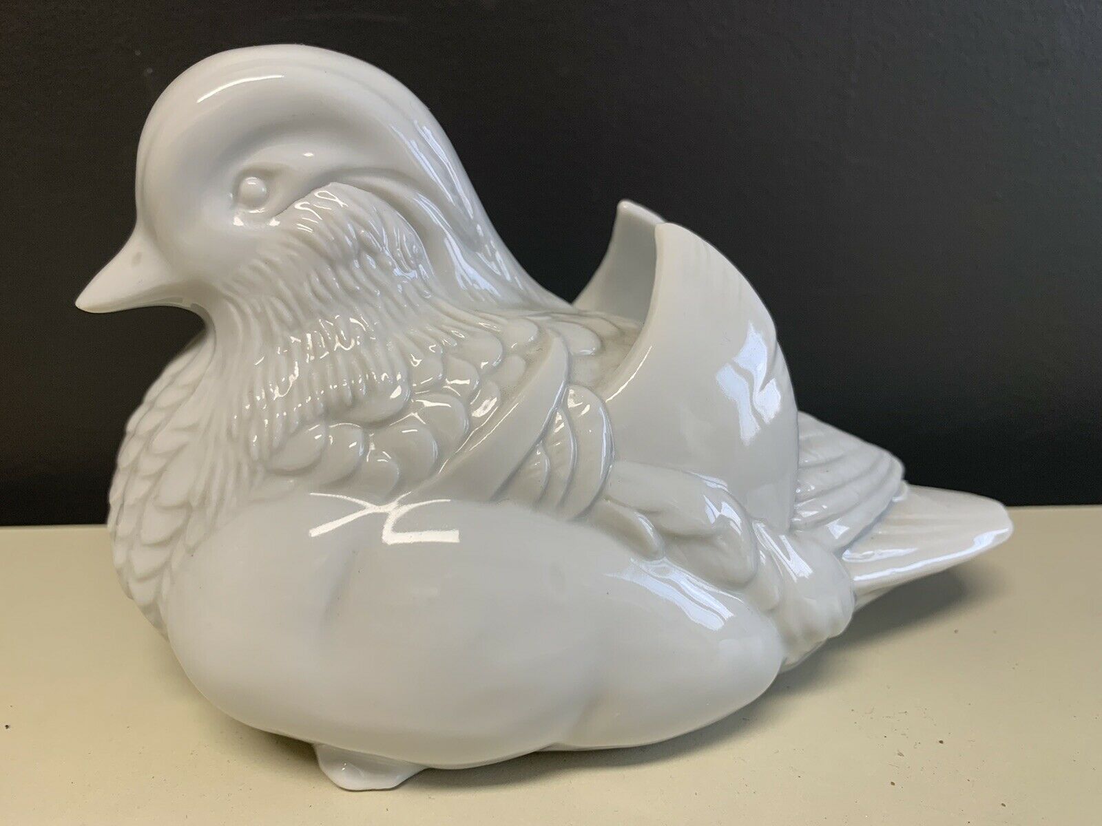 Vtg White Porcelain Bird Figurine Made In Japan