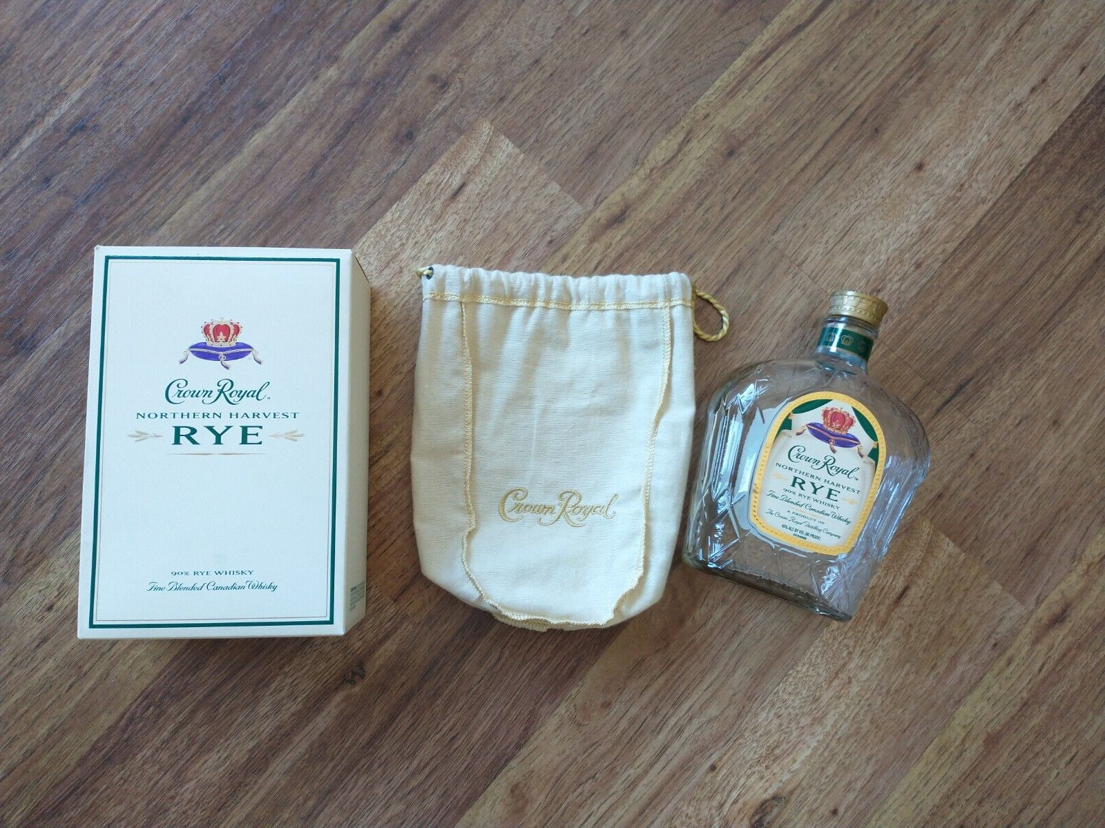 Crown Royal Rye  Northen Harvest Empty Bottle Whiskey Decanter 0.75l Box And Bag