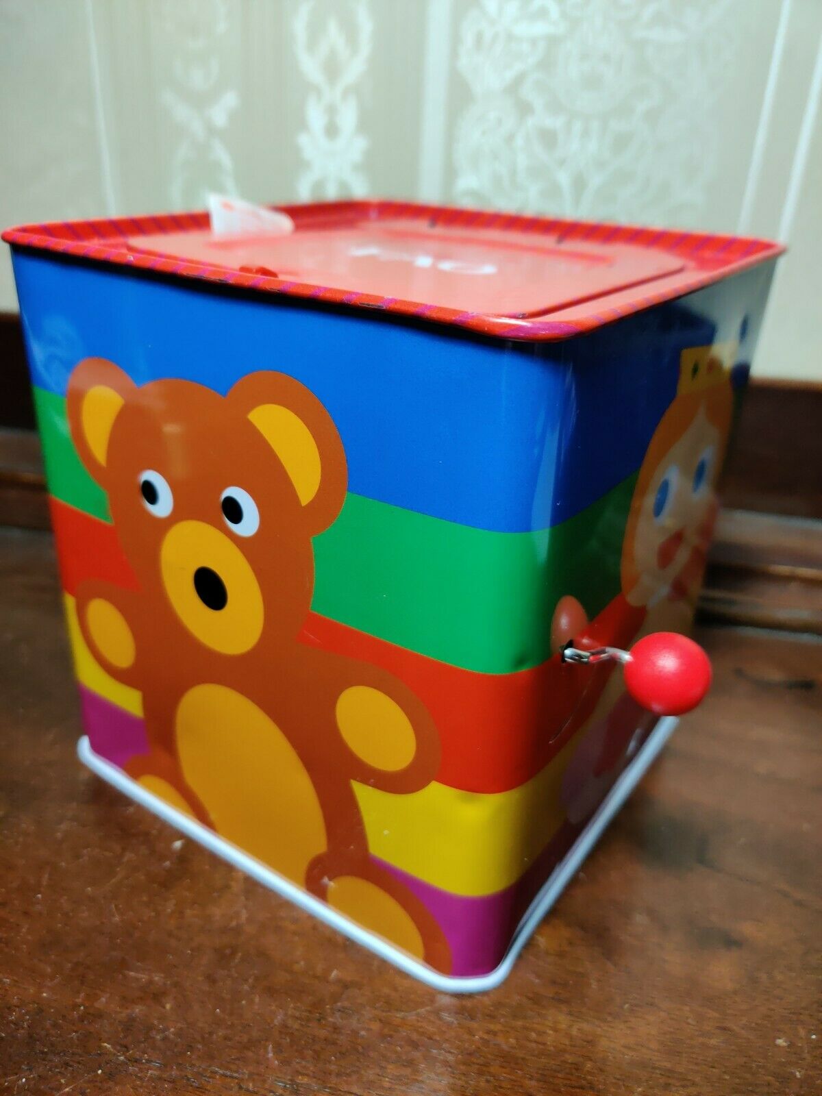 Fao Schwarz, Toys R Us Jack In The Box Musical Pop-up Bear Tin Box